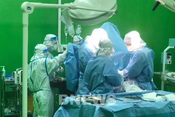 Đà Nẵng thực hiện ca mổ sinh thành công cho phụ sản mắc COVID-19