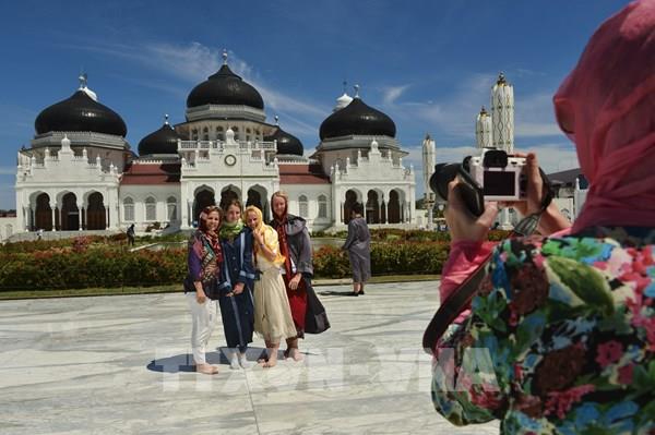 Indonesia chi 257 triệu USD để khôi phục ngành du lịch