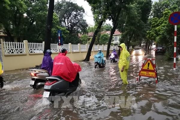 Hà Nội bao giờ phố hết thành sông?
