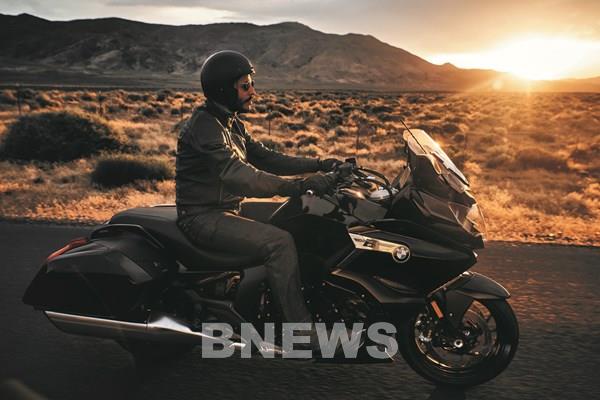 BMW Motorrad công bố giá bán lẻ mới giảm đến 95 triệu đồng