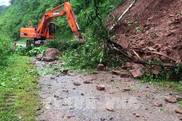 Lai Châu khắc phục các điểm sạt lở sau mưa lớn