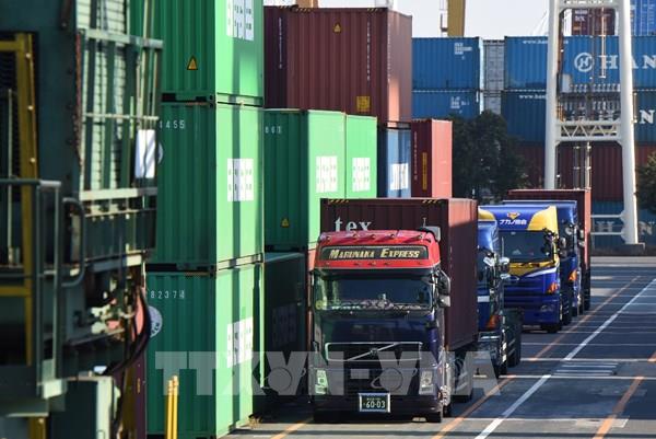 Xuất khẩu của Nhật Bản giảm tháng thứ năm liên tiếp