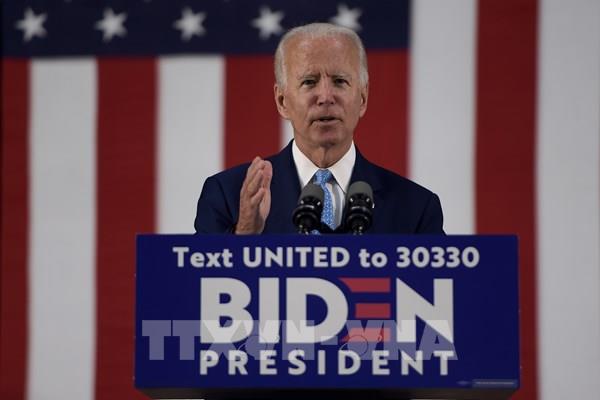 Tỷ lệ ủng hộ ứng cử viên Joe Biden tăng mạnh trong nhóm cử tri da màu và gốc Mỹ Latinh