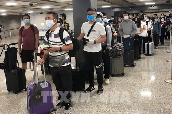 Dịch COVID-19: Đưa hơn 340 công dân Việt Nam từ Hoa Kỳ về nước