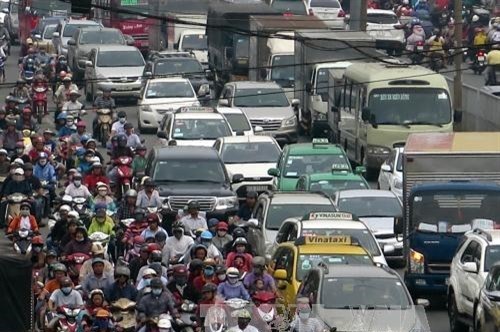 Điều chỉnh giao thông Quốc lộ 1 để xây cầu vượt trước bến xe miền Đông mới