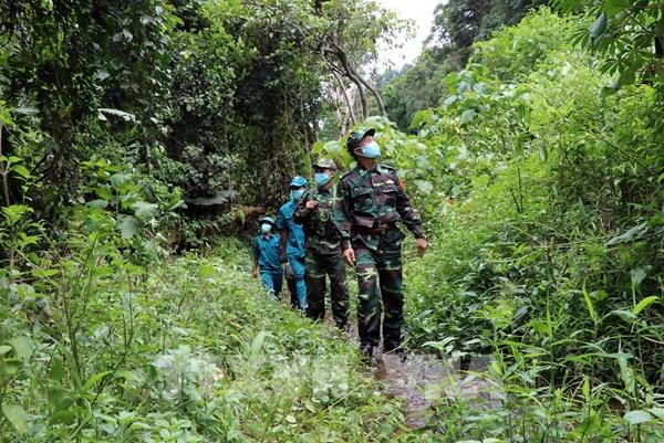 Theo chân người lính biên phòng Thừa Thiên-Huế chống dịch COVID 
