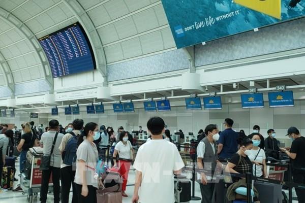  Đưa gần 320 công dân Việt Nam từ Canada về nước