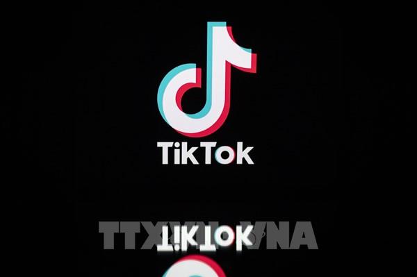 CEO của TikTok bất ngờ từ chức