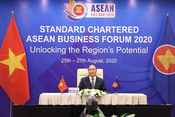 Thủ tướng dự Diễn đàn Kinh doanh ASEAN Standard Chartered 2020