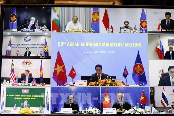 ASEAN 2020: Tăng cường sức mạnh nội khối, nâng cao vai trò của Cộng đồng Kinh tế ASEAN