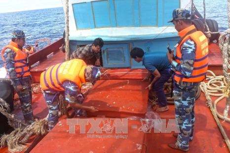 Nhận diện hoạt động buôn lậu và gian lận thương mại trên biển