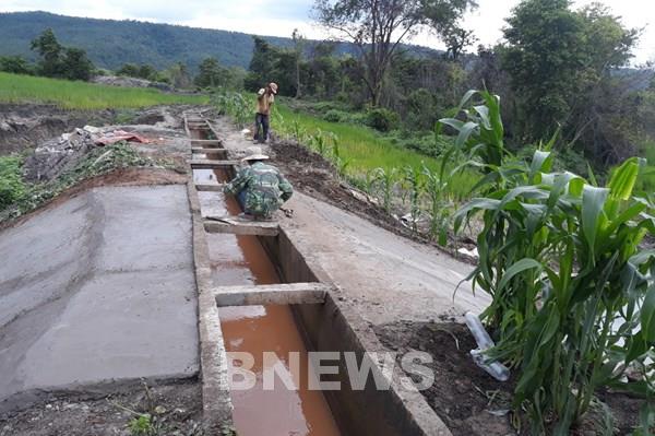 Tính lại giá gói thầu có phải điều chỉnh hợp đồng đã ký?