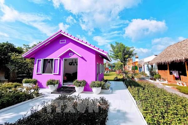 “Căn nhà màu tím” độc đáo ở Cần Thơ