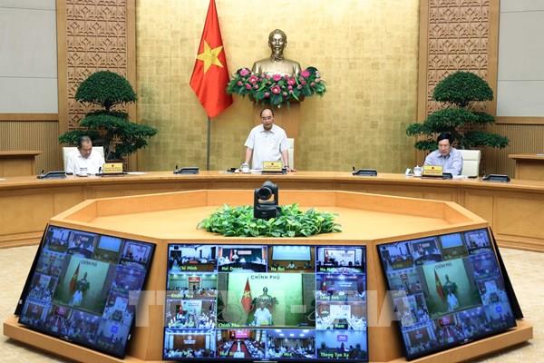 Thủ tướng: Đẩy nhanh việc cấp thị thực cho chuyên gia, nhà đầu tư nước ngoài vào Việt Nam