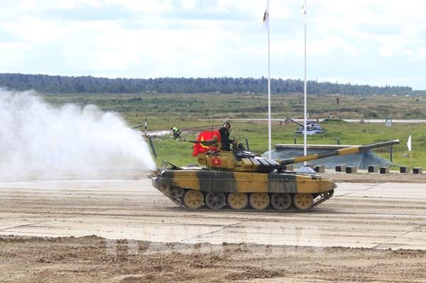 Army Games 2021: Đội tuyển Xe tăng hành tiến của Việt Nam bước vào thi đấu