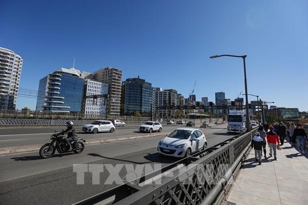 Kinh tế Australia lần đầu tiên trong 3 thập kỷ rơi vào suy thoái