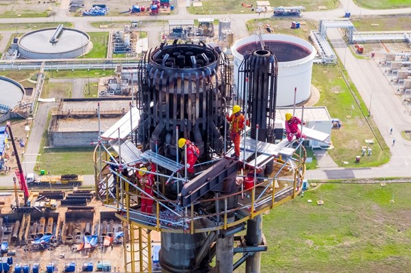 Tập đoàn Dầu khí Việt Nam: 45 năm sứ mệnh tìm dầu 