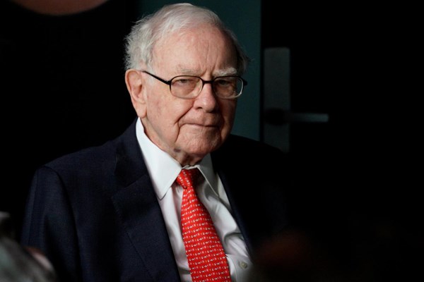 Berkshire Hathaway mua lại cổ phần trong năm tập đoàn hàng đầu Nhật Bản