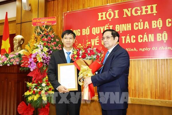 Công bố Quyết định chuẩn y chức vụ Bí thư Tỉnh ủy Tây Ninh