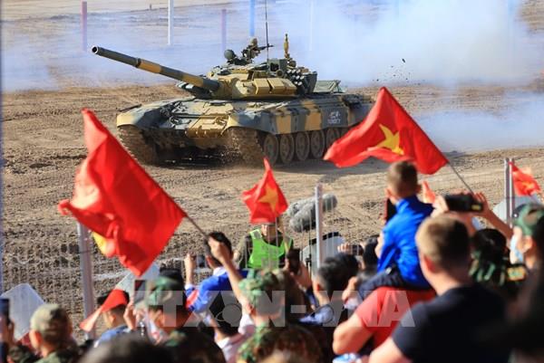 Đội tuyển xe tăng Việt Nam tạm đứng vị trí thứ hai ở vòng bán kết