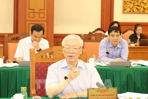 Bộ Chính trị làm việc với Ban Thường vụ Thành ủy Thành phố Hồ Chí Minh