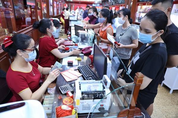 Giá vàng trong nước chiều 3/9 rời mốc 57 triệu đồng/lượng