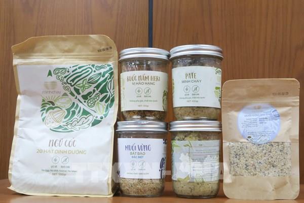 Hà Nội: Chưa liên hệ được 493 khách hàng mua pate Minh Chay