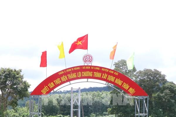 Xã đặc biệt khó khăn đầu tiên tại tỉnh Kon Tum đạt chuẩn nông thôn mới