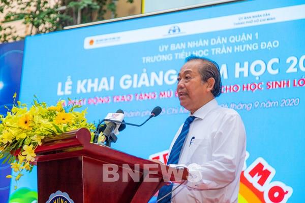 Honda Việt Nam tặng mũ bảo hiểm cho gần 2 triệu học sinh lớp Một toàn quốc