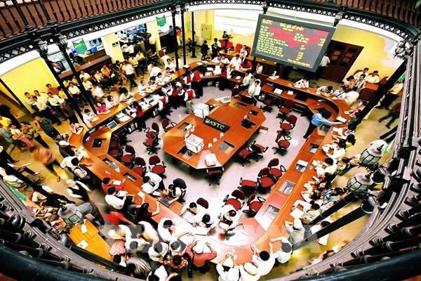 Chứng khoán phiên 2/10: Khối ngoại quay lại mua ròng
