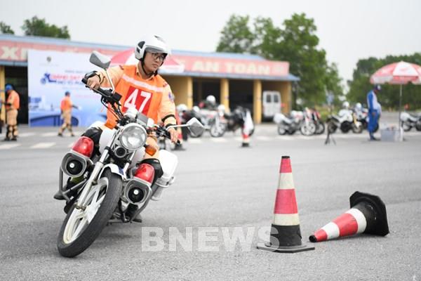 Honda Việt Nam tập huấn và đào tạo lái xe an toàn cho Cục Cảnh sát Giao thông