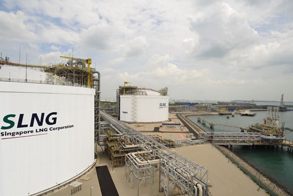 Hơn 50 công ty thiết lập cơ sở lưu trữ LNG tại Singapore