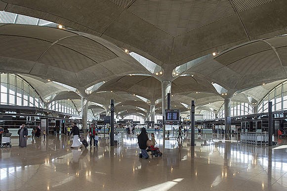 Một số nước Trung Đông nối lại các chuyến bay quốc tế