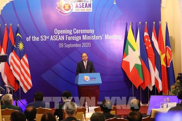 Thủ tướng: ASEAN cần tiếp tục đoàn kết, kiên định con đường và phương cách của mình