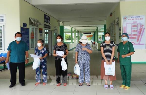 Không có ca mắc COVID-19 mới, gần 60 người có kết quả xét nghiệm âm tính từ 1-3 lần