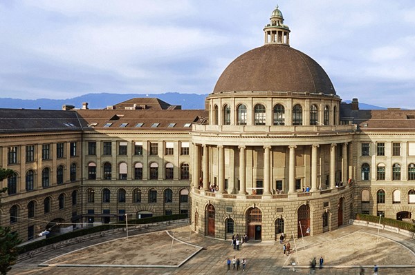 Hệ thống giáo dục của Thụy Sĩ ít bị ảnh hưởng do dịch COVID-19