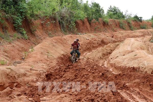 Sau thông tin của TTXVN, Gia Lai thông qua chủ trương đầu tư dự án Đường vào làng Đê Kôn