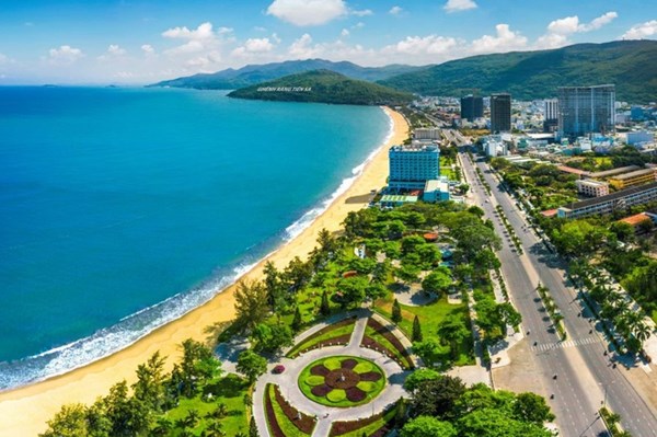 Bình Định cấm tắm biển, tạm dừng vận chuyển hành khách đi các địa phương có dịch