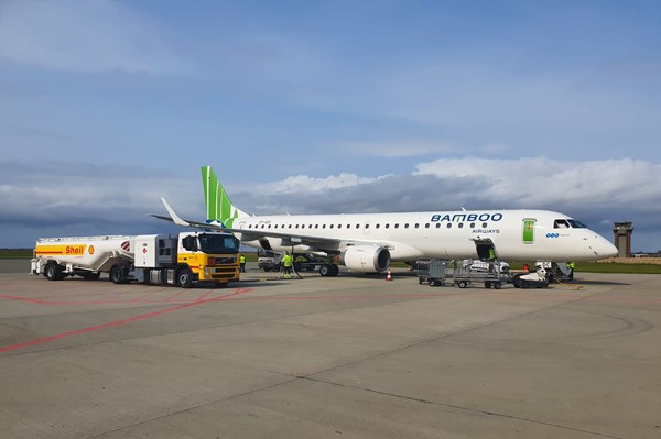 Bamboo Airways đón máy bay phản lực hiện đại Embraer E195, sẵn sàng bay thẳng Côn Đảo