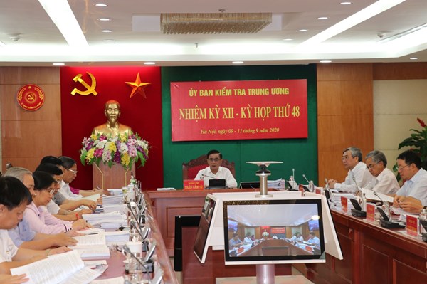 Đề nghị kỷ luật khai trừ ra khỏi Đảng đối với 4 đảng viên thuộc Đảng bộ thành phố Đà Nẵng