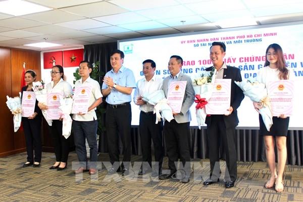 Tp Hồ Chí Minh trao 1000 giấy chứng nhận cho các dự án nhà ở trên địa bàn