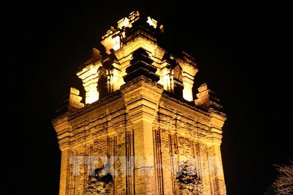 Vẻ đẹp huyền ảo của Tháp Nhạn, Phú Yên