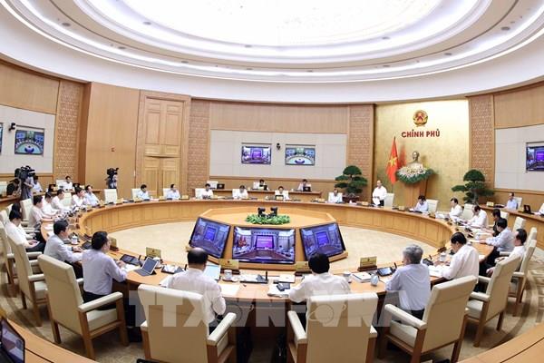 Nghị quyết phiên họp Chính phủ thường kỳ tháng 8: Tập trung thực hiện “mục tiêu kép”