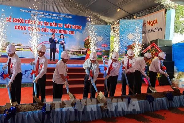 Khởi công cầu kết nối thành phố Sóc Trăng với tuyến đê bao ngăn mặn
