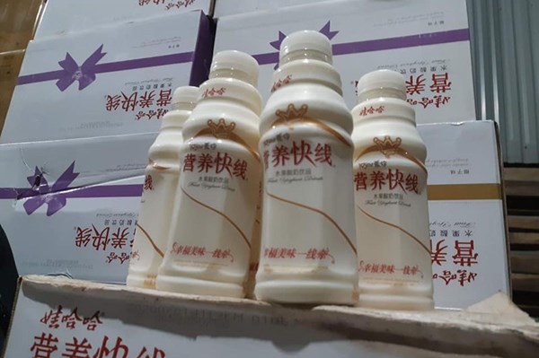 Thu giữ số lượng lớn sữa chua không rõ nguồn gốc