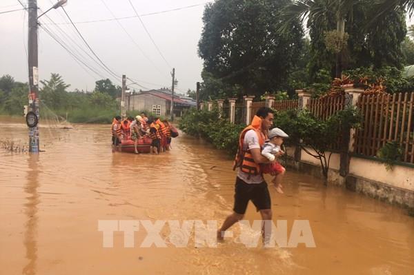 Bình Phước: Di chuyển 53 hộ dân ở thành phố Đồng Xoài đến nơi an toàn tránh lũ