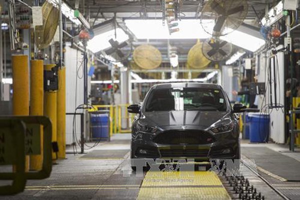Canada đầu tư gần 600 triệu CAD vào nhà máy sản xuất ô tô điện của Ford