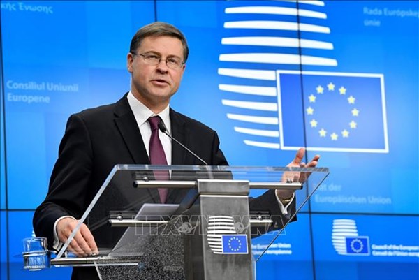 EU muốn Mỹ điều chỉnh quy định ưu đãi thuế cho xe điện