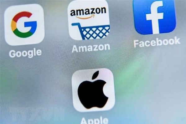 Facebook và Apple ký thoả thuận không thu “hoa hồng” 