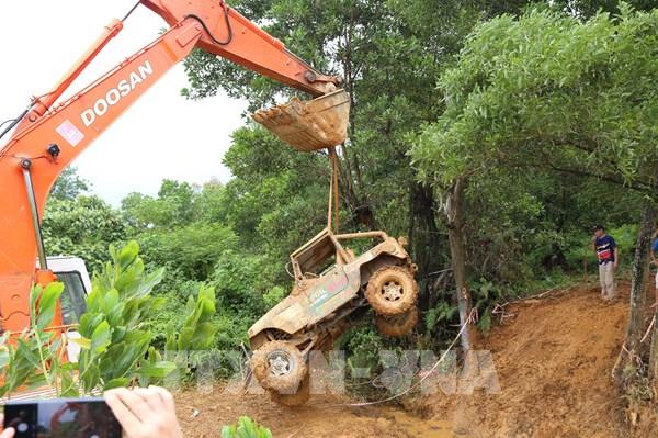 Những hình ảnh ấn tượng tại giải đua xe ô tô Địa hình Việt Nam 2020